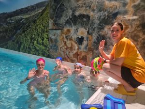 grupowa nauka pływania Łącko