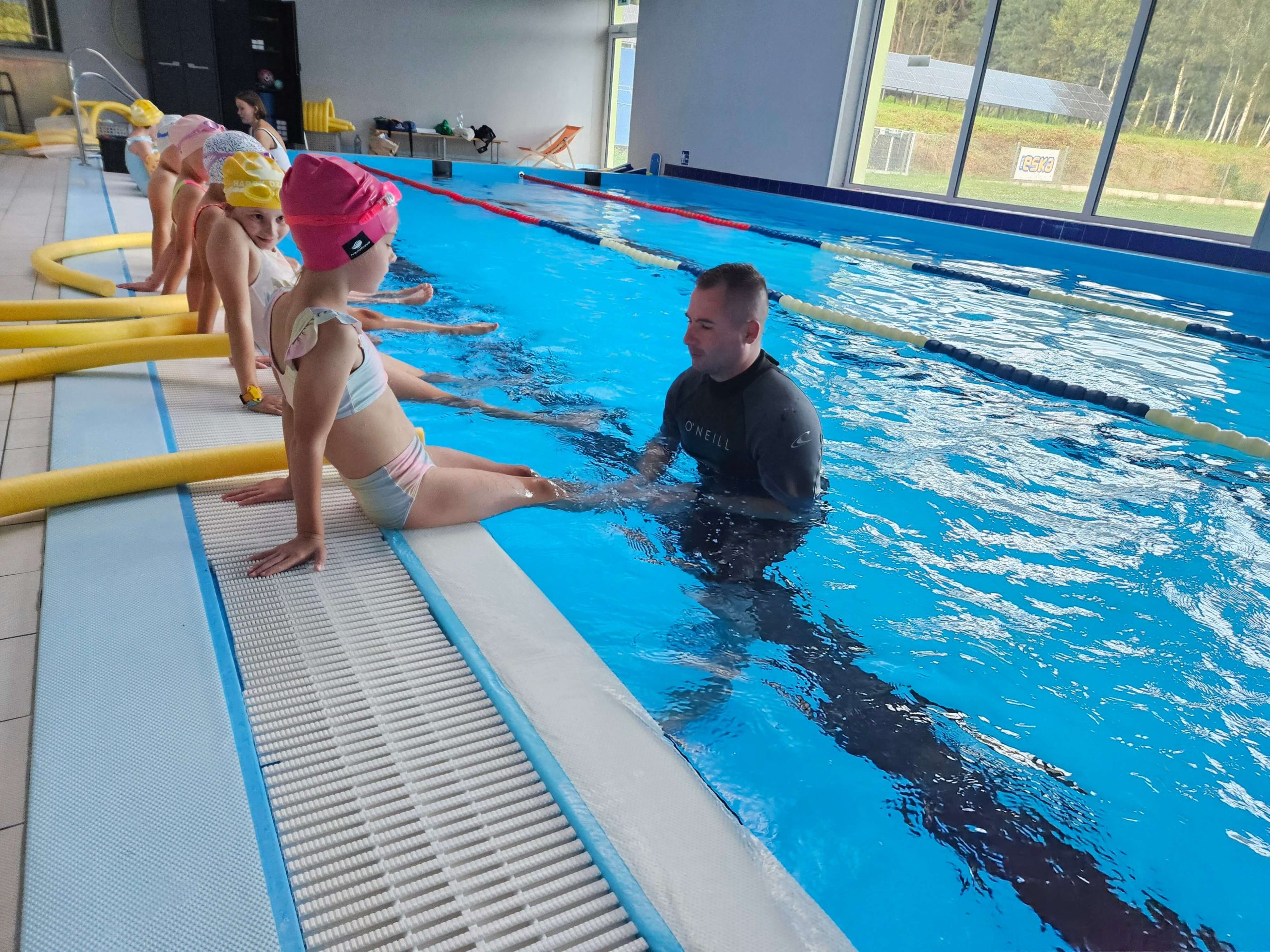 baseny na Radwanowie nauka pływania piwniczna