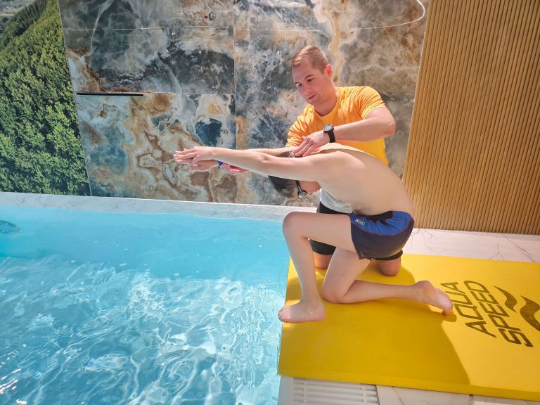 Grupowa nauka pływania Łącko